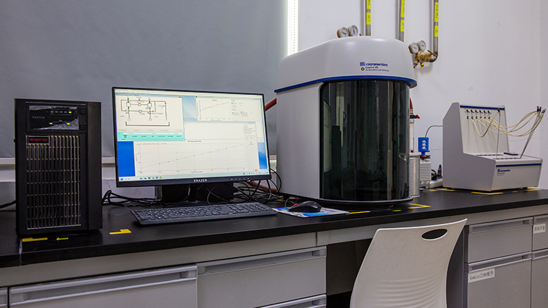 比表面积和孔径分析仪（Specific Surface Area Analyzer）